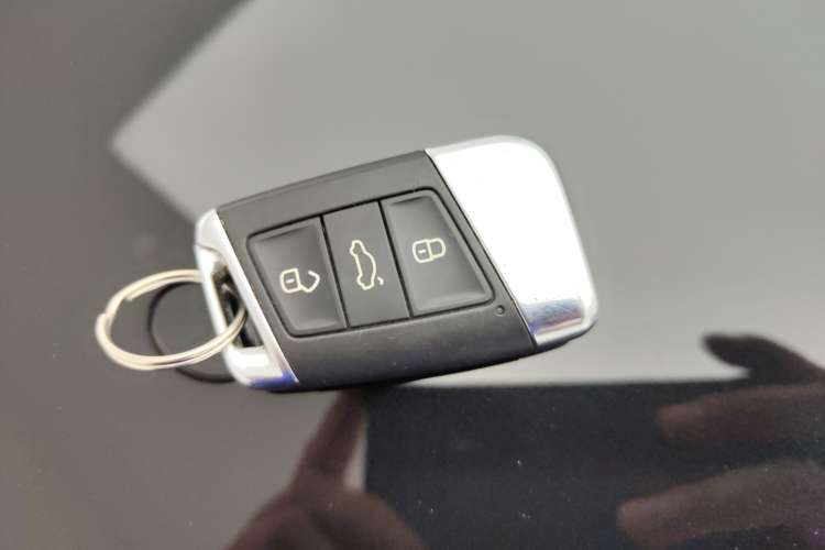 Used Volkswagen Tayron GTE Plug-in Hybrid 2022 1.4T Luxury Edition Vehicle Key