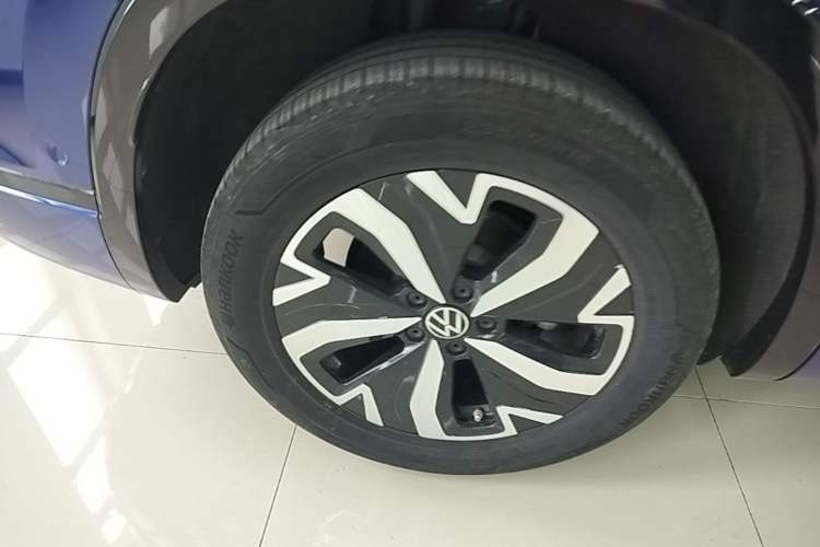Used Volkswagen Tayron GTE Plug-in Hybrid 2022 1.4T Luxury Edition Exterior 5