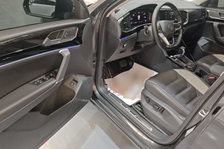 Used Volkswagen Tayron GTE Plug-in Hybrid 2022 1.4T Luxury Edition Driver Seat