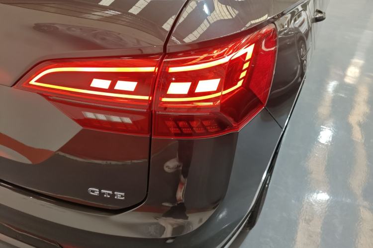 Used Volkswagen Tayron GTE Plug-in Hybrid 2022 1.4T Luxury Edition Exterior 3