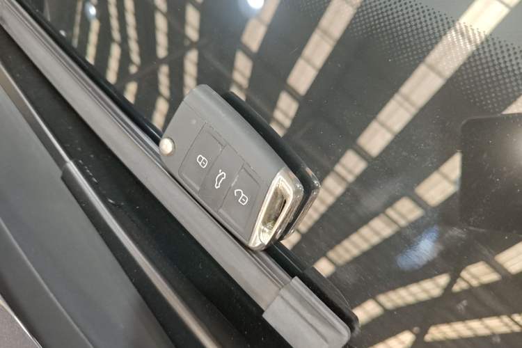 Used Volkswagen Tayron GTE Plug-in Hybrid 2022 1.4T Luxury Edition Interior 1