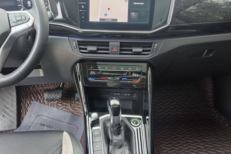 Used Volkswagen Tayron GTE Plug-in Hybrid 2022 1.4T Luxury Edition Interior 3