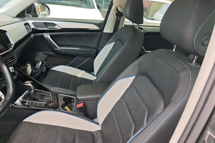 Used Volkswagen Tayron GTE Plug-in Hybrid 2022 1.4T Luxury Model Left Front Seat