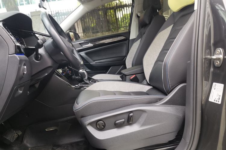 Used Volkswagen Tayron GTE Plug-in Hybrid 2022 1.4T Luxury Edition Left Front Seat