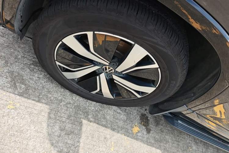 Used Volkswagen Tayron GTE Plug-in Hybrid 2022 1.4T Luxury Model Left Front Wheel Hub