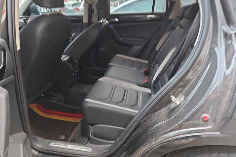 Used Volkswagen Tayron GTE Plug-in Hybrid 2022 1.4T Luxury Edition Left Rear Seat