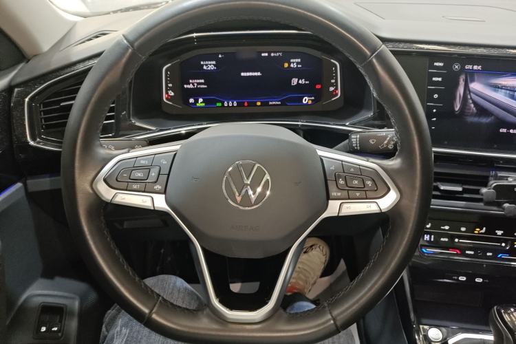 Used Volkswagen Tayron GTE Plug-in Hybrid 2022 1.4T Luxury Edition Steering Wheel