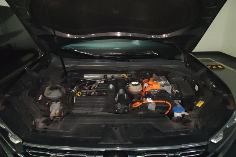 Used Volkswagen Tayron GTE Plug-in Hybrid 2022 1.4T Luxury Model Engine Bay