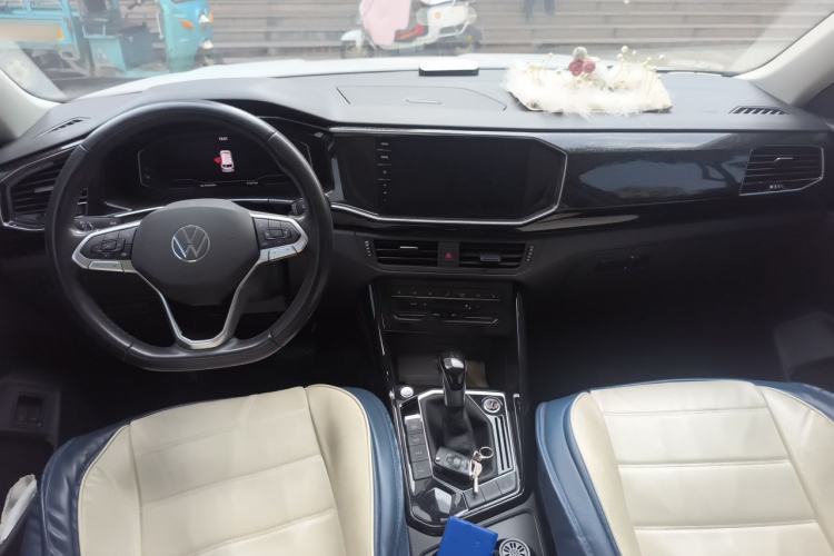Used Volkswagen Tayron GTE Plug-in Hybrid 2022 1.4T Luxury Edition Center Console