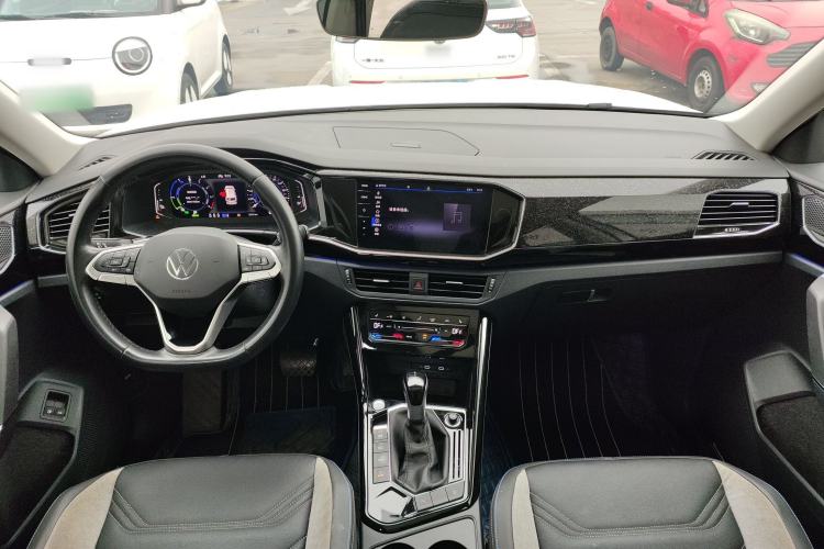 Used Volkswagen Tayron GTE Plug-in Hybrid 2022 1.4T Luxury Edition Center Console