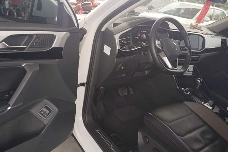 Used Volkswagen Tayron GTE Plug-in Hybrid 2022 1.4T Luxury Model Driver Seat