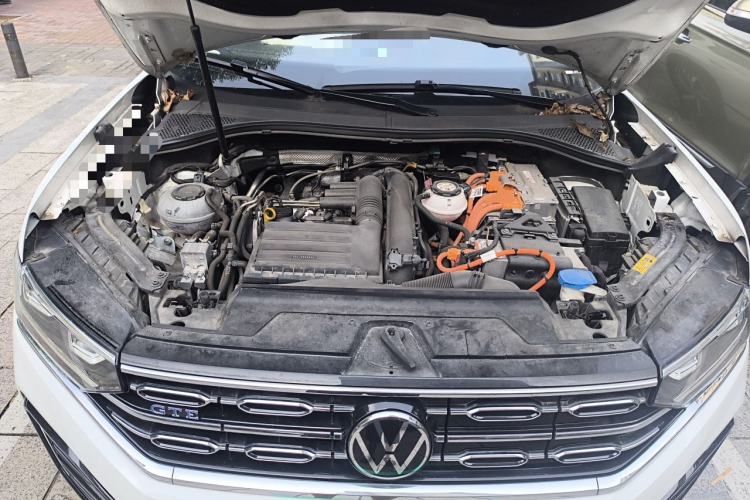 Used Volkswagen Tayron GTE Plug-in Hybrid 2022 1.4T Luxury Edition Engine Bay