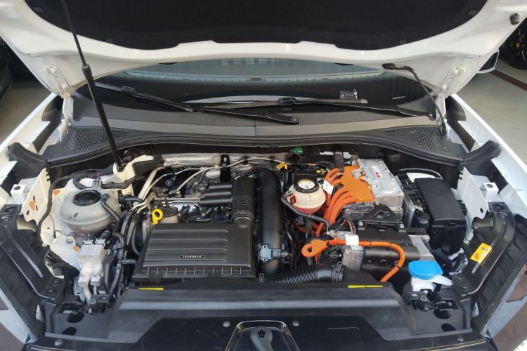 Used Volkswagen Tayron GTE Plug-in Hybrid 2022 1.4T Luxury Edition Engine Bay