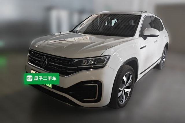 Ojetý Volkswagen Tayron GTE Plug-in Hybrid 2022 1.4T Luxury Edition