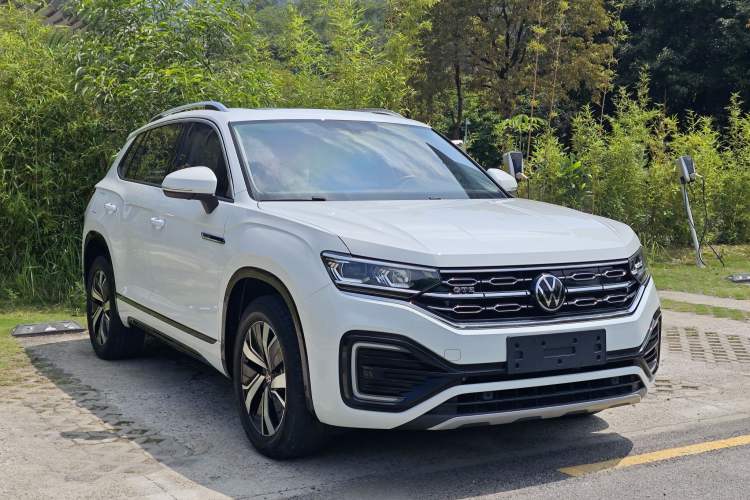 Used Volkswagen Tayron GTE Plug-in Hybrid 2022 1.4T Luxury Edition Exterior 2