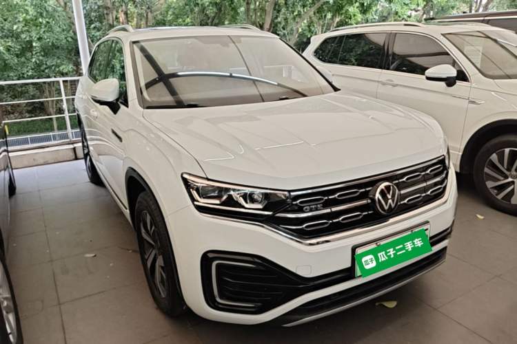 Used Volkswagen Tayron GTE Plug-in Hybrid 2022 1.4T Luxury Edition Front Right 45 Deg