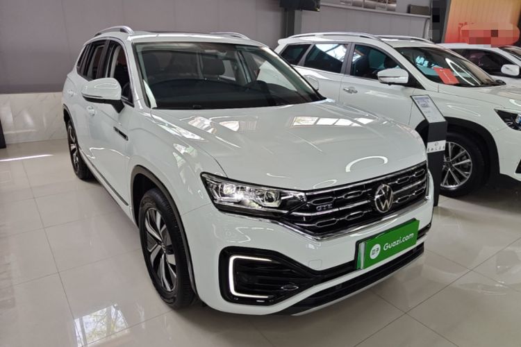 Used Volkswagen Tayron GTE Plug-in Hybrid 2022 1.4T Luxury Edition Front Right 45 Deg