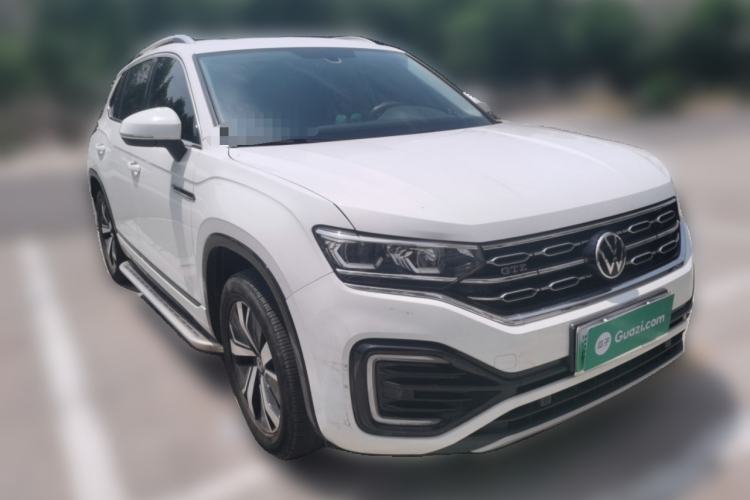 Used Volkswagen Tayron GTE Plug-in Hybrid 2022 1.4T Luxury Edition Front Right 45 Deg