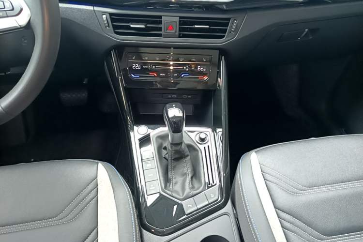 Used Volkswagen Tayron GTE Plug-in Hybrid 2022 1.4T Luxury Edition Gear Lever