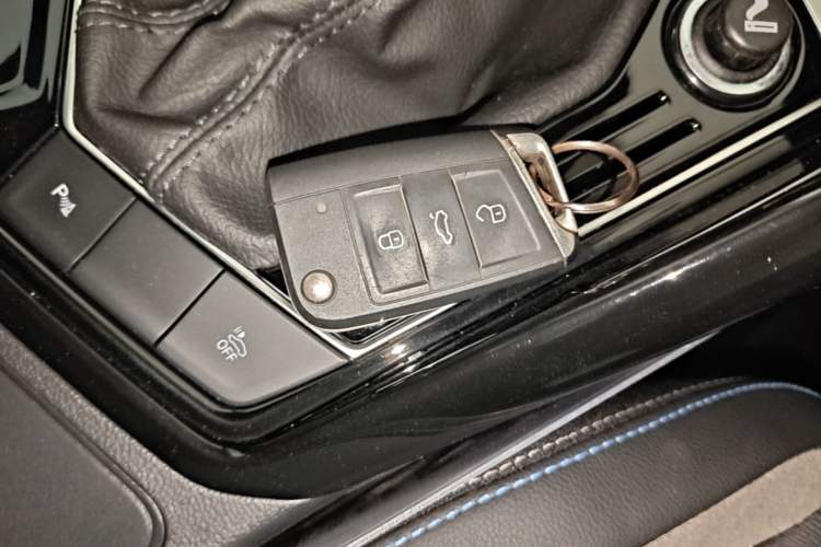 Used Volkswagen Tayron GTE Plug-in Hybrid 2022 1.4T Luxury Edition Interior 1