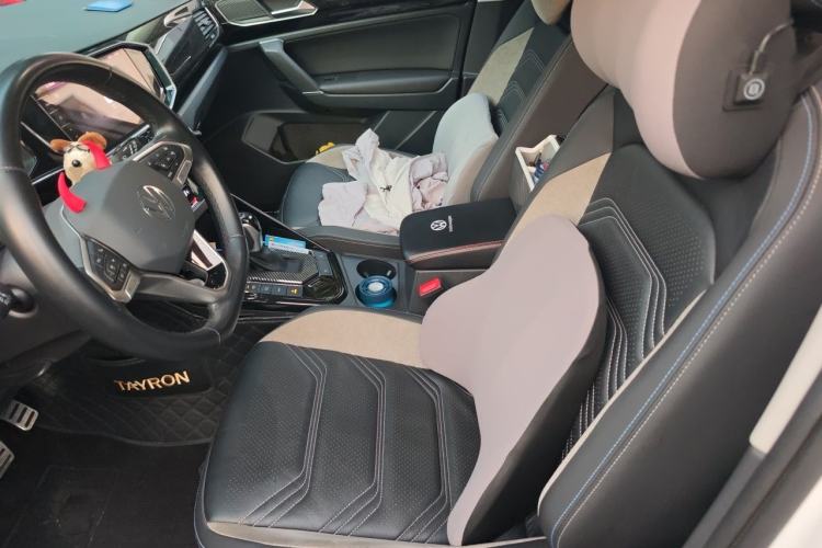 Used Volkswagen Tayron GTE Plug-in Hybrid 2022 1.4T Luxury Edition Left Front Seat