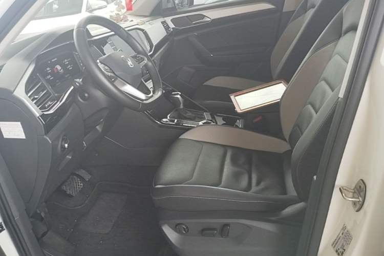Used Volkswagen Tayron GTE Plug-in Hybrid 2022 1.4T Luxury Model Left Front Seat