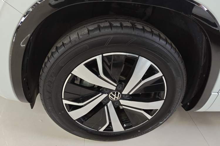 Used Volkswagen Tayron GTE Plug-in Hybrid 2022 1.4T Luxury Edition Left Front Wheel Hub