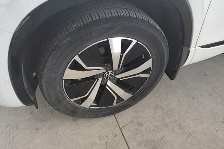 Used Volkswagen Tayron GTE Plug-in Hybrid 2022 1.4T Luxury Model Left Front Wheel Hub