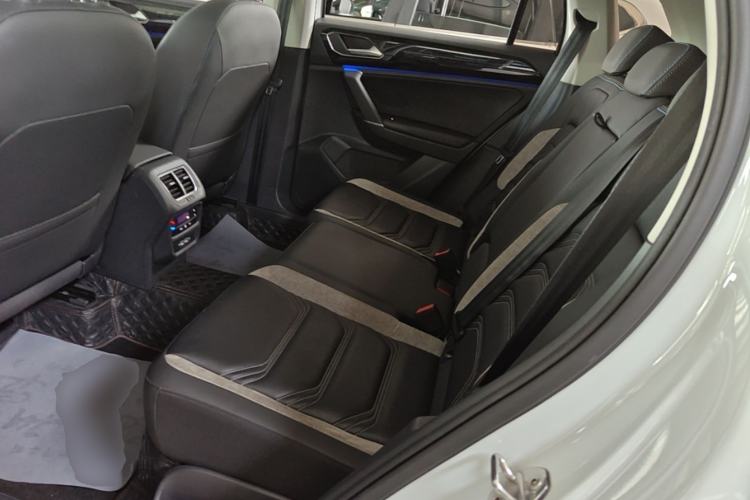 Used Volkswagen Tayron GTE Plug-in Hybrid 2022 1.4T Luxury Edition Left Rear Seat