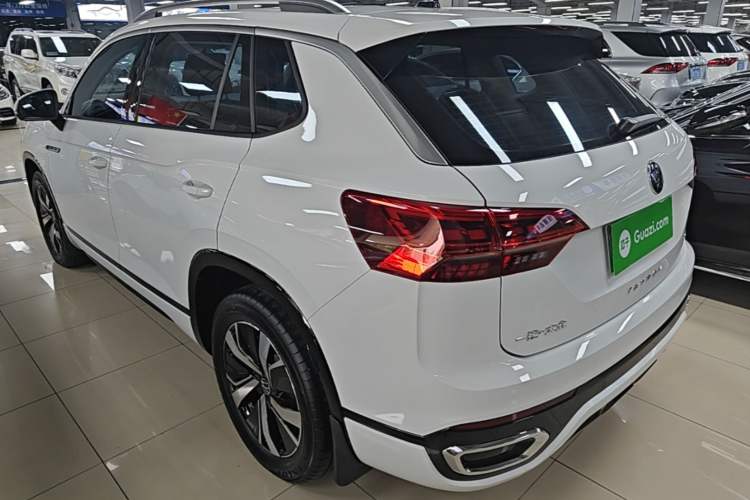 Used Volkswagen Tayron GTE Plug-in Hybrid 2022 1.4T Luxury Edition Rear Left 45 Deg