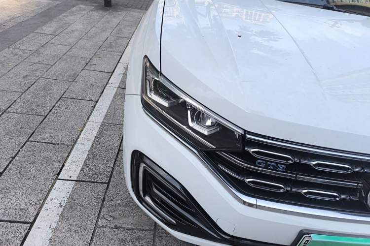 Used Volkswagen Tayron GTE Plug-in Hybrid 2022 1.4T Luxury Edition Right Front Headlight