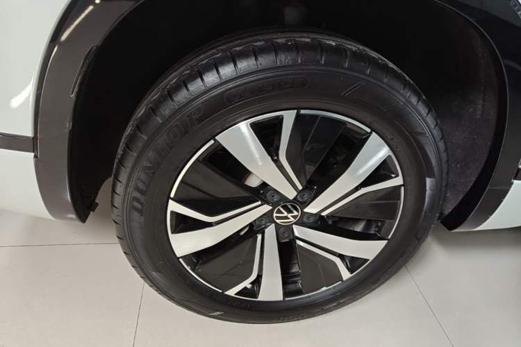 Used Volkswagen Tayron GTE Plug-in Hybrid 2022 1.4T Luxury Edition Right Rear Wheel Hub