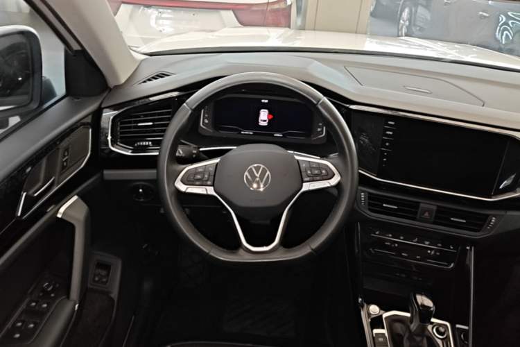 Used Volkswagen Tayron GTE Plug-in Hybrid 2022 1.4T Luxury Edition Steering Wheel