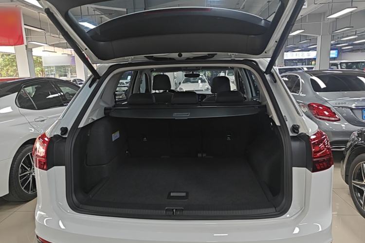 Used Volkswagen Tayron GTE Plug-in Hybrid 2022 1.4T Luxury Edition Trunk