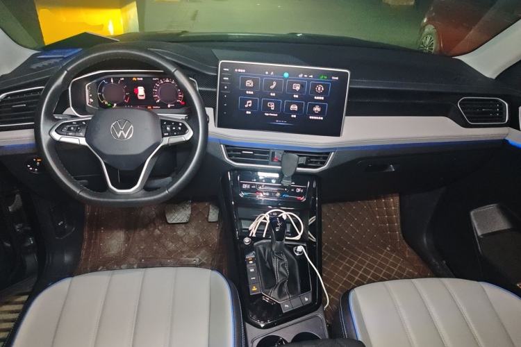 Used Volkswagen Tayron GTE Plug-in Hybrid 2023 280TSI 5th Anniversary Special Edition Center Console