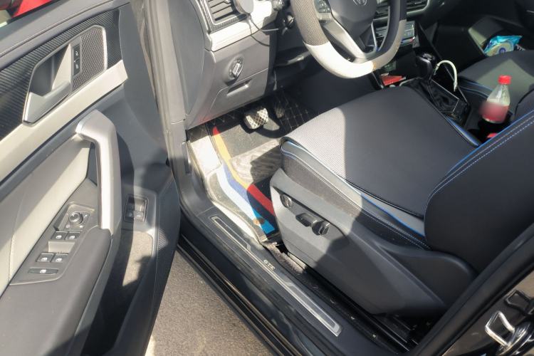 Used Volkswagen Tayron GTE Plug-in Hybrid 2023 280TSI Luxury Plus Advanced Edition Driver Seat
