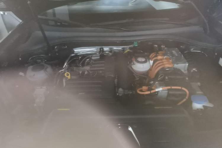 Used Volkswagen Tayron GTE Plug-in Hybrid 2023 280TSI Luxury Plus Advanced Edition Engine Bay