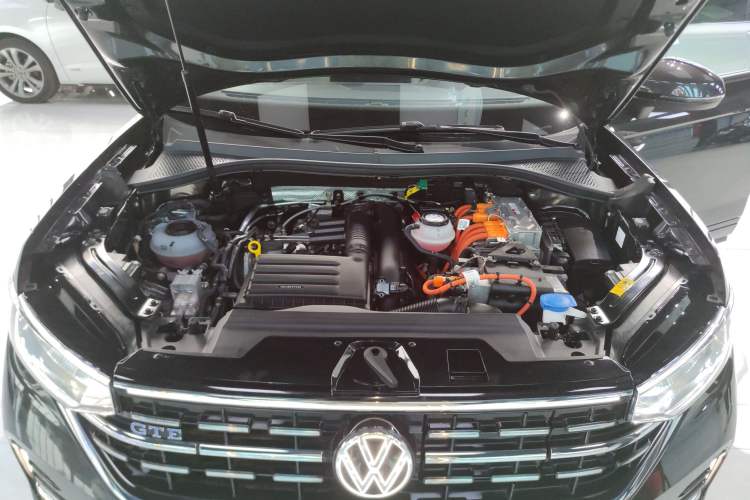 Used Volkswagen Tayron GTE Plug-in Hybrid 2023 280TSI Luxury Plus Advanced Edition Engine Bay