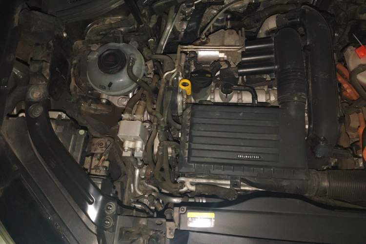 Used Volkswagen Tayron GTE Plug-in Hybrid 2023 280TSI 5th Anniversary Special Edition Engine Bay Right