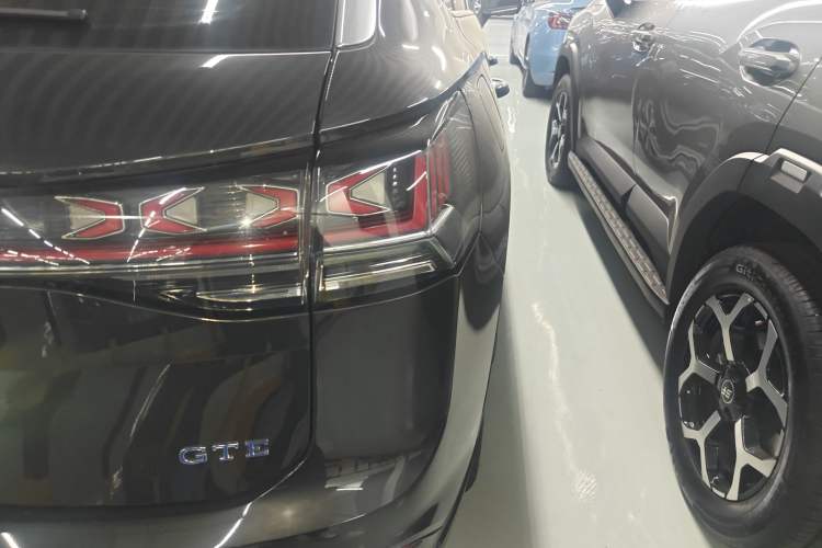 Used Volkswagen Tayron GTE Plug-in Hybrid 2023 280TSI Luxury Plus Advanced Edition Exterior 3