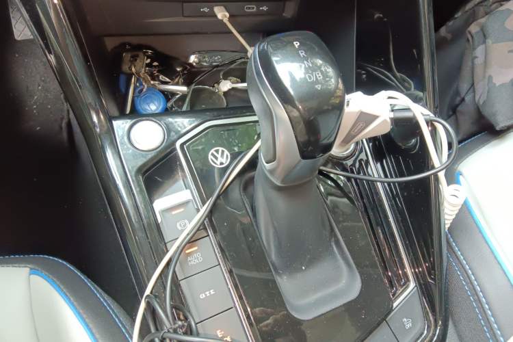Used Volkswagen Tayron GTE Plug-in Hybrid 2023 280TSI Luxury Plus Advanced Edition Gear Lever