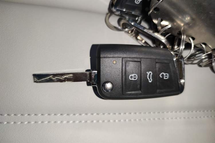 Used Volkswagen Tayron GTE Plug-in Hybrid 2023 280TSI Luxury Plus Advanced Edition Interior 1