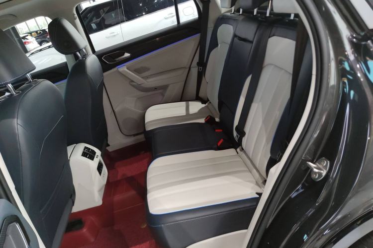 Used Volkswagen Tayron GTE Plug-in Hybrid 2023 280TSI Luxury Plus Advanced Edition Interior 4