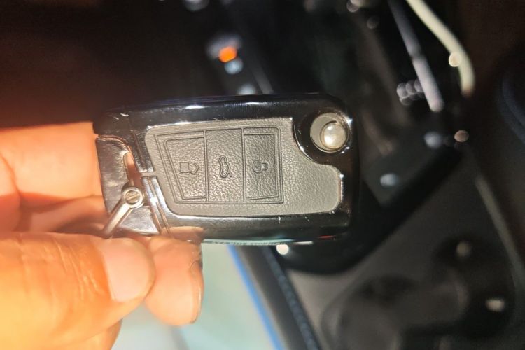 Used Volkswagen Tayron GTE Plug-in Hybrid 2023 280TSI 5th Anniversary Special Edition Vehicle Key