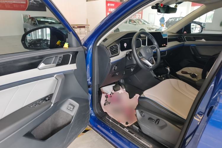 Used Volkswagen Tayron GTE Plug-in Hybrid 2023 280TSI Luxury Plus Advanced Edition Driver Seat