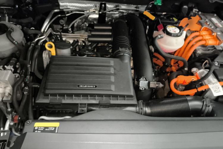 Used Volkswagen Tayron GTE Plug-in Hybrid 2023 280TSI Luxury Plus Advanced Edition Engine Bay