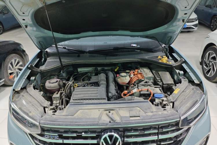 Used Volkswagen Tayron GTE Plug-in Hybrid 2023 280TSI Luxury Plus Advanced Edition Engine Bay
