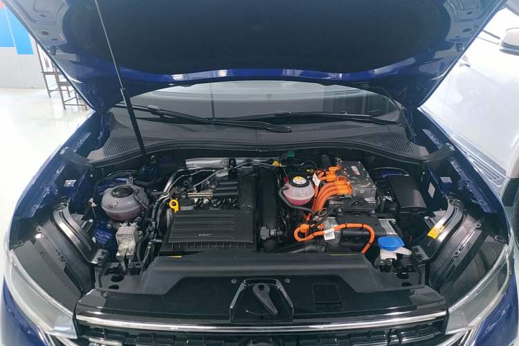 Used Volkswagen Tayron GTE Plug-in Hybrid 2023 280TSI Luxury Plus Advanced Edition Engine Bay