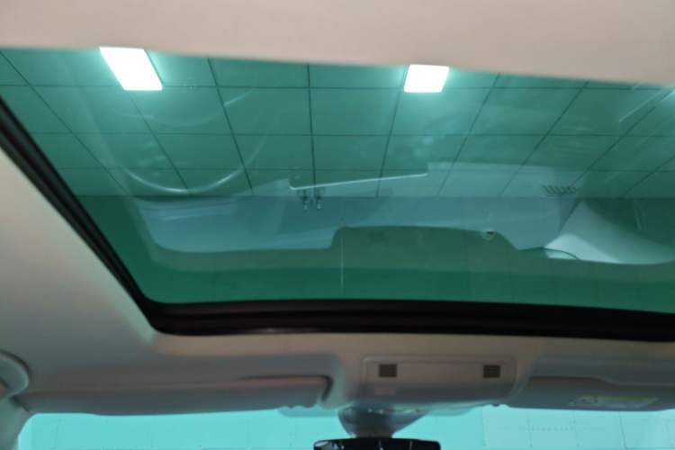 Used Volkswagen Tayron GTE Plug-in Hybrid 2023 280TSI Luxury Plus Advanced Edition Headliner