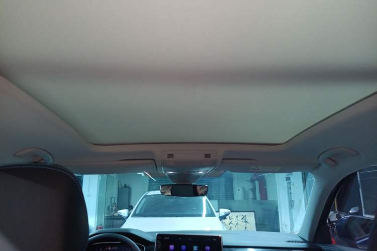 Used Volkswagen Tayron GTE Plug-in Hybrid 2023 280TSI Luxury Plus Advanced Edition Headliner